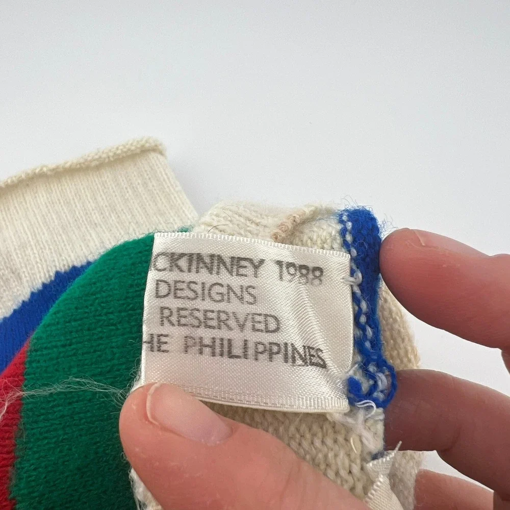Vintage 1988 Cynthia‎ McKinney Farm Socks Sheep Barn Scene Knit Acrylic 8